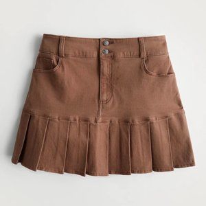 hollister ULTRA HIGH-RISE PLEATED MINI SKIRT